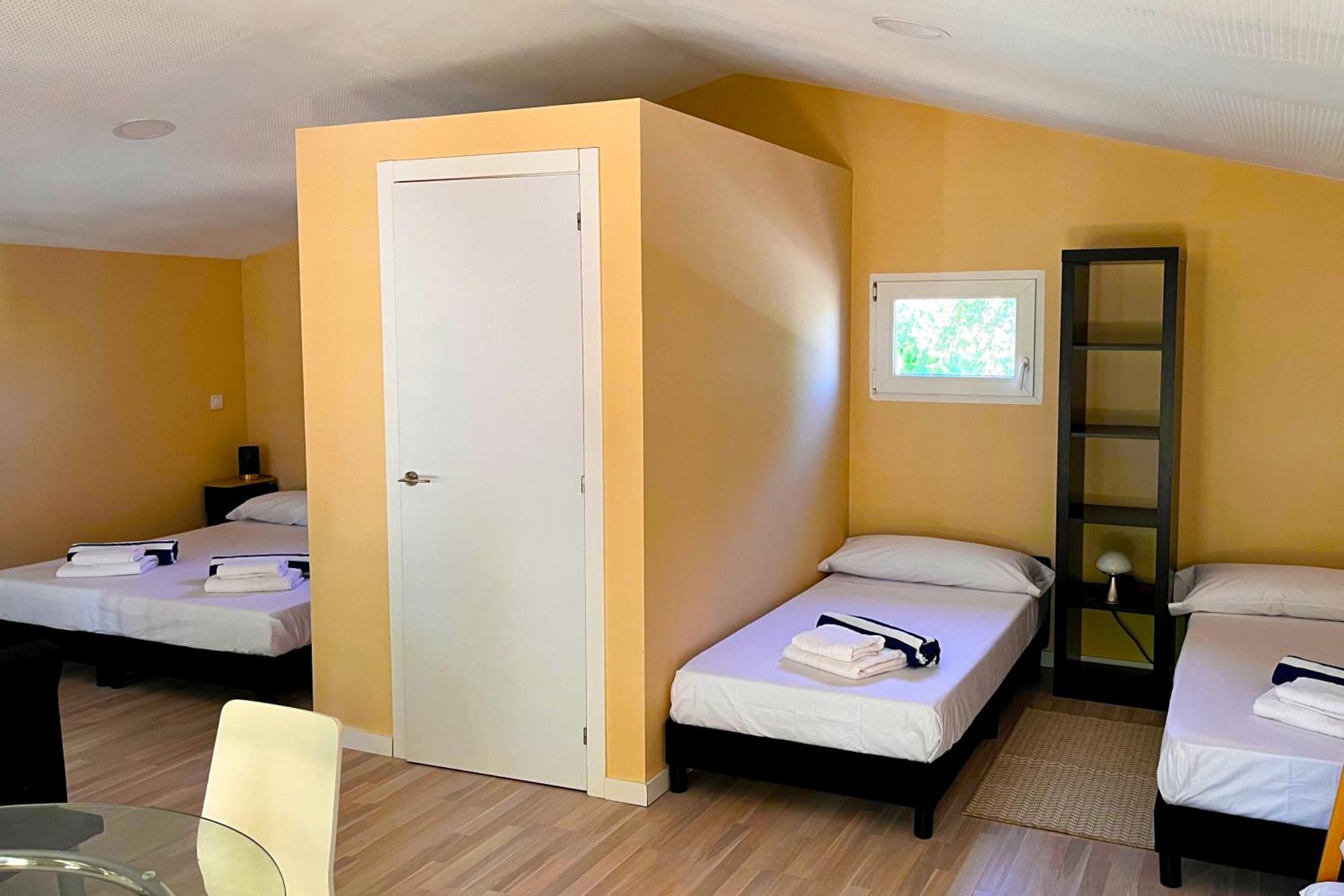Fee4Me Cabin With Pool And Garden San Martín de la Vega Exterior foto