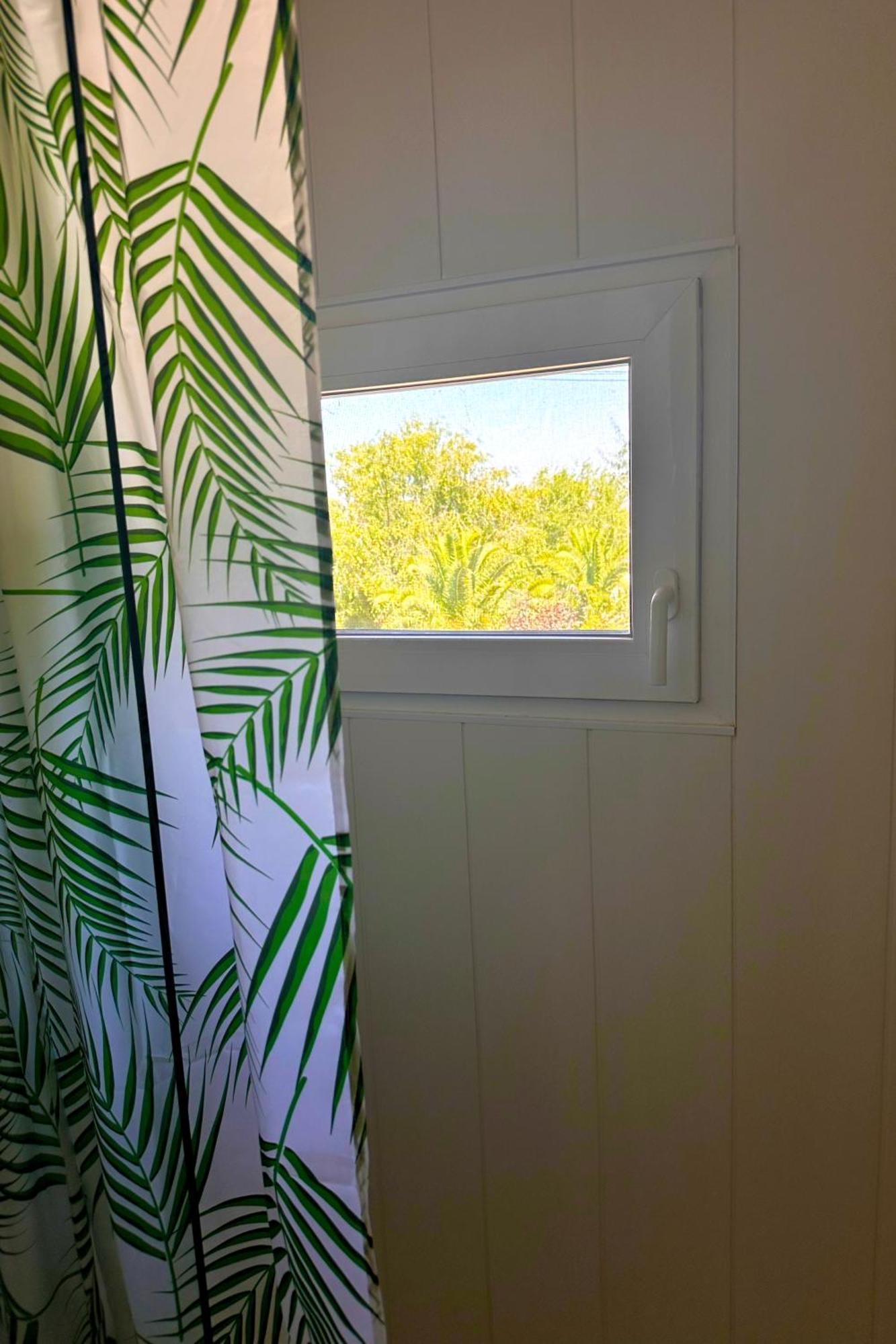 Fee4Me Cabin With Pool And Garden San Martín de la Vega Exterior foto